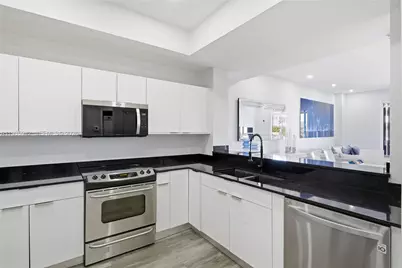 8430 SW 8th St #405B, Miami, FL 33144 - Photo 9