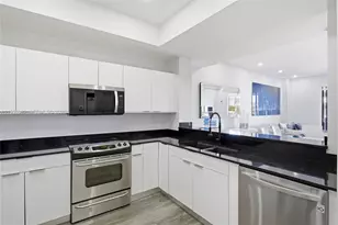 8430 SW 8th St, Miami, FL 33144 - Photo 9