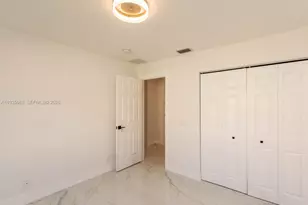 381 Cameron Dr, Weston, FL 33326 - Photo 35