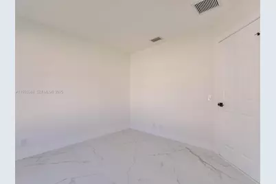 381 Cameron Dr, Weston, FL 33326 - Photo 43