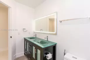 381 Cameron Dr, Weston, FL 33326 - Photo 39