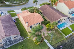 1981 NW 178th Terrace, Pembroke Pines, FL 33029 - Photo 43