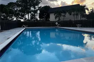 173 NW 93rd Ave, Pembroke Pines, FL 33024 - Photo 3