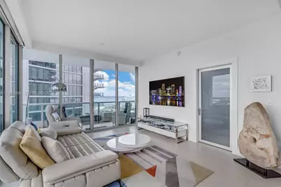 900 Biscayne Blvd #2312, Miami, FL 33132 - Photo 9