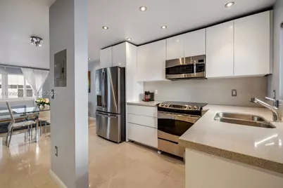 325 Ocean Dr #409, Miami Beach, FL 33139 - Photo 3