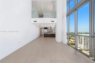 1100 Biscayne Blvd, Miami, FL 33132 - Photo 35