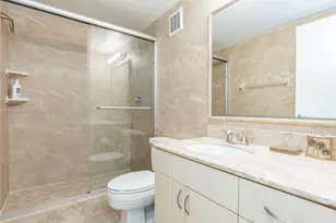 3725 S Ocean Dr, Hollywood, FL 33019 - Photo 11