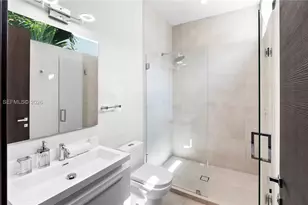 1600 NE 6th St, Fort Lauderdale, FL 33304 - Photo 71