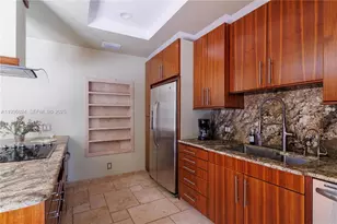 250 NE 48th St, Miami, FL 33137 - Photo 19