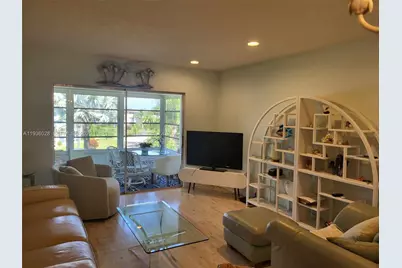 4701 NW 34th St #604, Lauderdale Lakes, FL 33319 - Photo 3