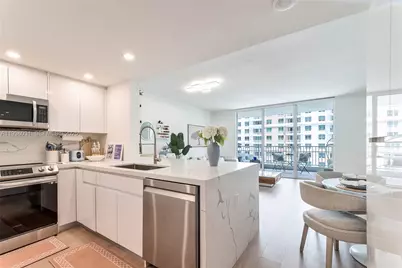 701 Brickell Key Blvd #808, Miami, FL 33131 - Photo 3