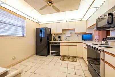 4970 E Sabal Palm Blvd #405, Tamarac, FL 33319 - Photo 19