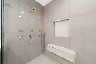 3141 N Bay Rd, Miami Beach, FL 33140 - Photo 27