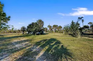 2625 SE 40th Ave, Other City - In The State Of Florida, FL 34117 - Photo 63