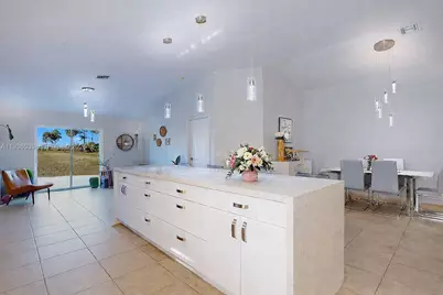 2625 SE 40th Ave, Other City - In The State Of Florida, FL 34117 - Photo 13