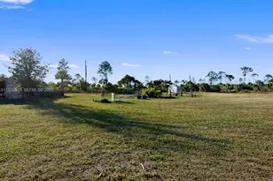 2625 SE 40th Ave, Other City - In The State Of Florida, FL 34117 - Photo 69