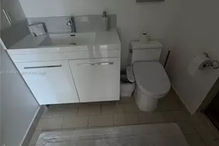 1111 SW 1, Miami, FL 33130 - Photo 21