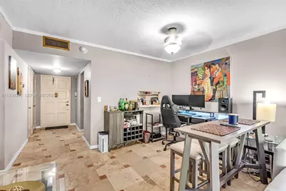 4900 Washington St #202, Hollywood, FL 33021 - Photo 11