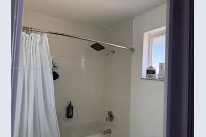 8084 NW 10th St #4, Miami, FL 33126 - Photo 13