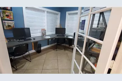 7715 NW 22nd Ave #201, Miami, FL 33147 - Photo 5