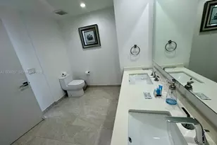 488 NE 18, Miami, FL 33132 - Photo 11