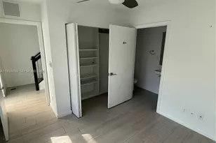 113 NE 6th St, Fort Lauderdale, FL 33304 - Photo 3