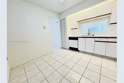 13000 SW 15th Ct #207U, Pembroke Pines, FL 33027 - Photo 9