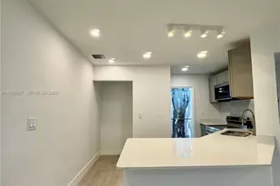 111 NW 7th Ave, Dania Beach, FL 33004 - Photo 11