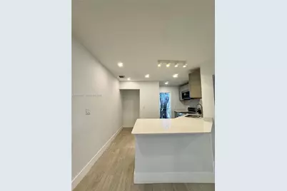 111 NW 7th Ave, Dania Beach, FL 33004 - Photo 11