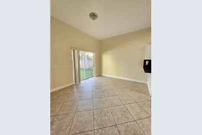 14209 SW 160 Ct, Miami, FL 33196 - Photo 11