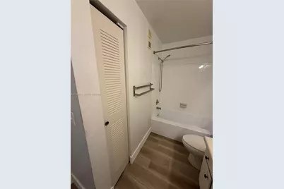 3350 N Pinewalk Dr N #1423, Margate, FL 33063 - Photo 43