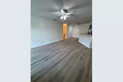 3350 N Pinewalk Dr N #1423, Margate, FL 33063 - Photo 11