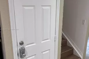 2098 NE 167th St, North Miami Beach, FL 33162 - Photo 23