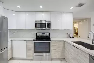 20505 E Country Club Dr, Aventura, FL 33180 - Photo 5