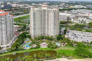 19501 W Country Club Dr, Aventura, FL 33180 - Photo 5