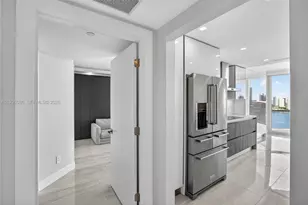 7000 Island Blvd, Aventura, FL 33160 - Photo 59