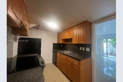 1455 Holly Heights Dr #42, Fort Lauderdale, FL 33304 - Photo 7