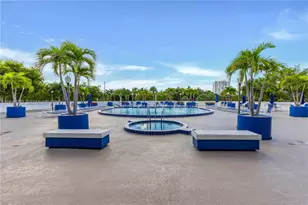 3731 N Country Club Dr, Aventura, FL 33180 - Photo 27