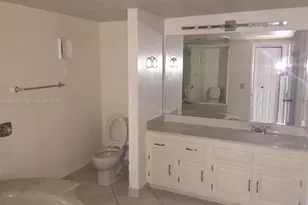 11527 SW 64th St, Miami, FL 33173 - Photo 9