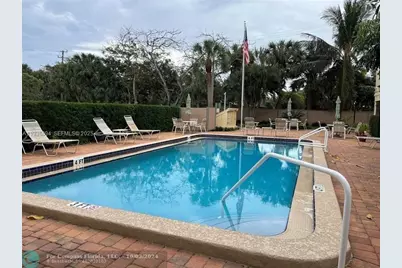 2400 NE 10th St #203, Pompano Beach, FL 33062 - Photo 13