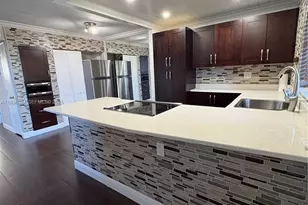 2400 NE 10th St, Pompano Beach, FL 33062 - Photo 3