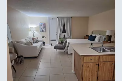 2701 Riverside Dr #202-B, Coral Springs, FL 33065 - Photo 9