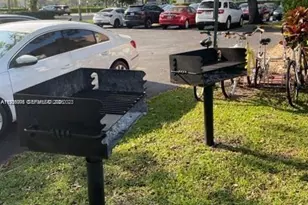 2701 Riverside Dr, Coral Springs, FL 33065 - Photo 19