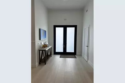 2 Alnwick Rd, Palm Beach Gardens, FL 33418 - Photo 5