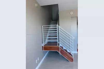 60 SW 13th St #1603, Miami, FL 33130 - Photo 5