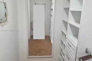 800 Parkview Dr, Hallandale Beach, FL 33009 - Photo 27