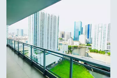 92 SW 3rd St #2312, Miami, FL 33130 - Photo 9