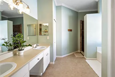 143 SW 37th Dr SW #0, Vero Beach, FL 32968 - Photo 17