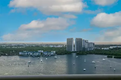 1000 W Island Blvd #2906, Aventura, FL 33160 - Photo 33