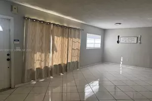 451 W 30th Pl, Hialeah, FL 33012 - Photo 3